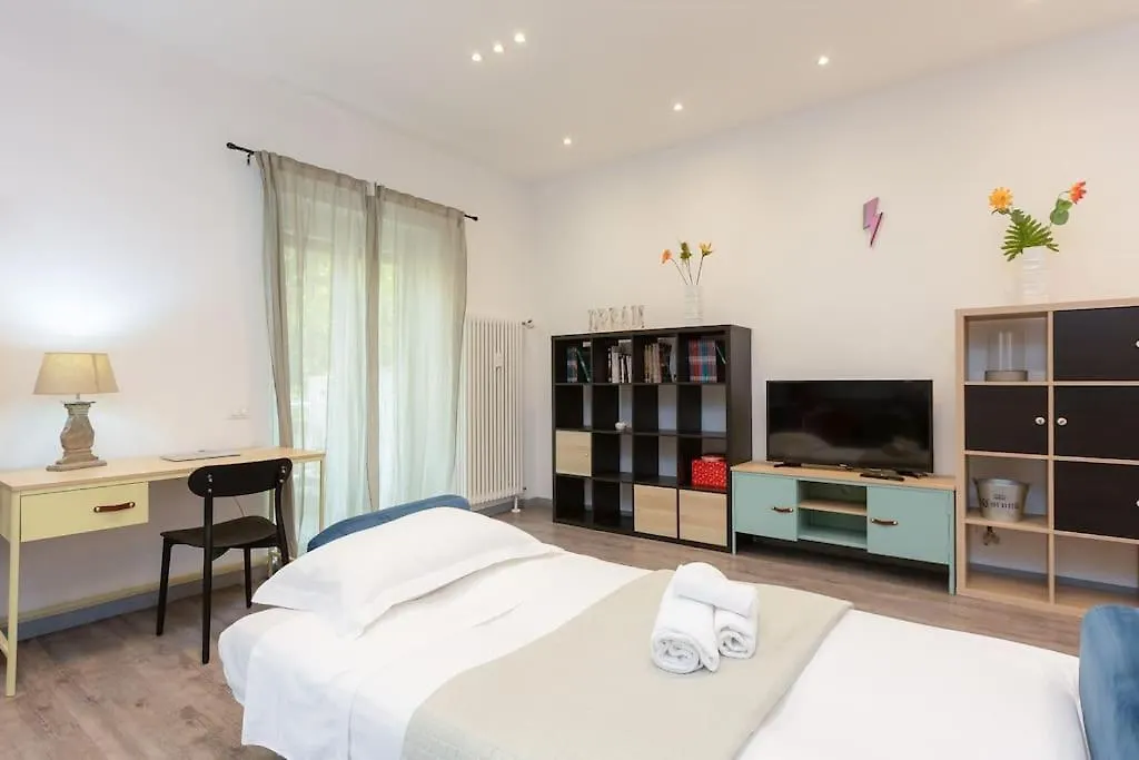 Apartment 21' Dal Colosseo Metro C Moderna Dimora Romana